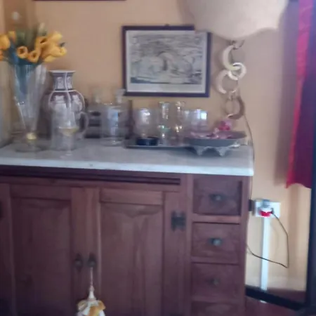 Nonna Emma Casa Fava